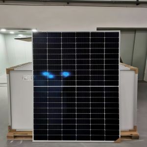 Mono 132 Cells Solar Pv Panel 450W Pv Module With CE TUV Certificate