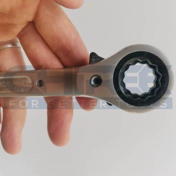 New Design Flush Type Double Size Socket Ratchet 19 x 22mm Scaffolding Podger Ratchet Length 250mm as Construction Tools