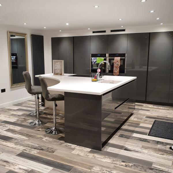 MDF Door Material and Blum Hardware Combination Newest Modern Lacquer Kitchen Cabinet