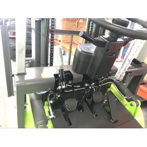 Customized Request Diesel Forklift Truck 1.8ton with Customization