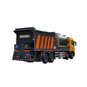 HOWO 8X4 Synchronous Chip Sealer Truck Asphalt Macadam Seal Road Building