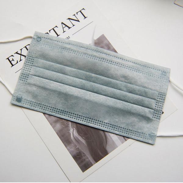 Multiple Color Disposable Non Woven Face Mask Size 17 * 9.7cm Anti Dust