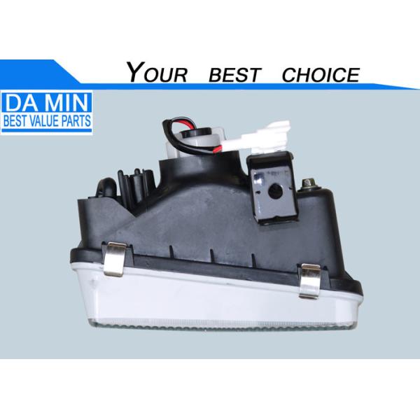 CXZ Body Parts Isuzu Fog Lights With White Color 1821104540 Original Packing