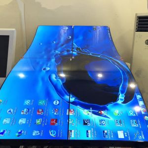3.5mm Curved LCD Video Wall 49'' 1920X1080 FHD DP Loop LG 700 Nits For Control