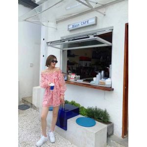 Haven Library Focused Folding Window Design Minimizing Glare on Book Pages While