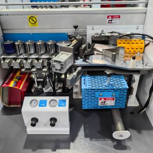 8 Functions Auto Edge Banding Machine for 0.4-3mm Edge Thickness and 0.6Mpa