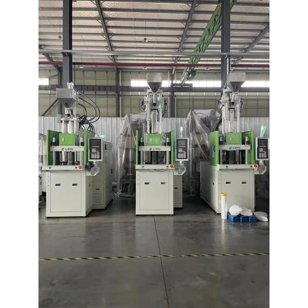 40 - 80tons Precision Injection Molding Machine With 2430Kg/Cm2 Injection