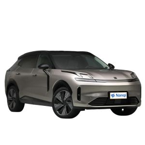 Deluxe Lynk&Co Plug In Hybrid SUV 1.5T 163Ps L4 5 Door 5 Seater