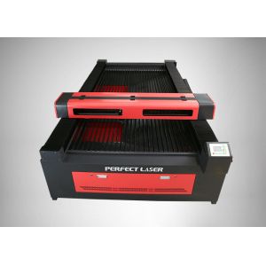 China Multi - function CO2 fabric Laser Cutting Machine , Flat Bed Laser Engraving Machine on sale