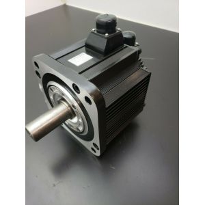 Yaskawa SGMG-75A2AB AC Servo Motor 46.9A 7.5KW 1000RPM 200V NEW