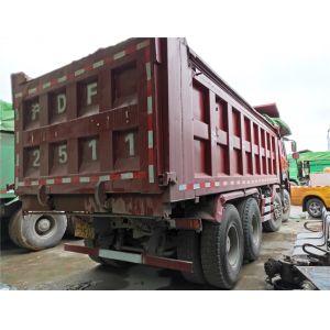 Sinotruk HOWO Tipper Truck Dump Turck 8× 4 6× 4 Type
