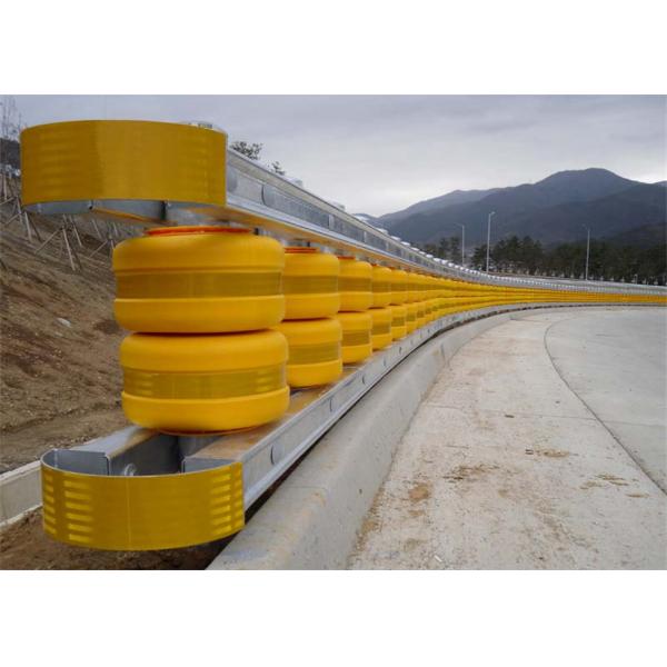 Quality Highway Safety Roller Crash Barrier with 2.5 Mm Thickness and Bolted Installation Method for sale