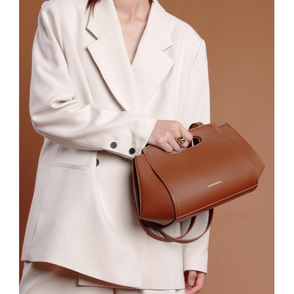 Low MOQ Mix Models Cowhide Versatile Armpit Bag Niche Design Shoulder Bag for Women