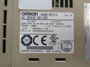 OMRON R88D-GT01H SERVO DRIVER 1.16A 240V LOAD 100 W Analog/Pulse input type
