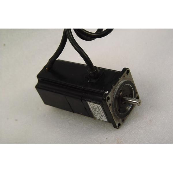 Yaskawa SGMP-01AW12B AC SERVO MOTOR 0.89A 100W 3000RPM 200V NEW