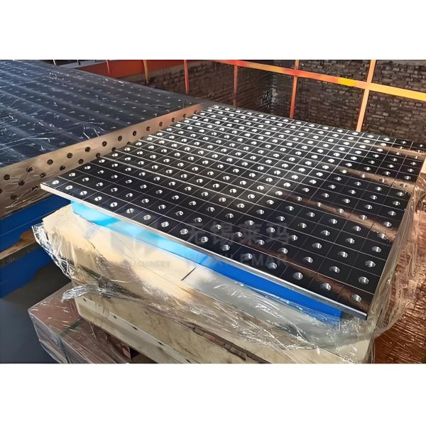 100mm Grid Holes Fixturing Table Q355 D28 2D Large Welding Table