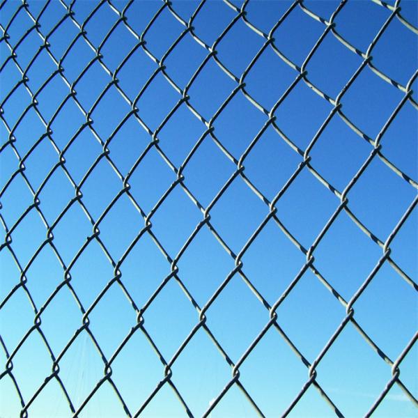 Galvanized Chain Link Fence Diamond Iron Wire Mesh Fence Cyclone Metal Chain