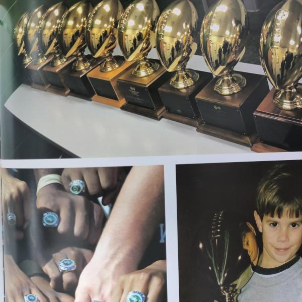 The History of West Point Football Professional Hardcover Art Book Printing with Matte Laminated Cover and Gloss Paper