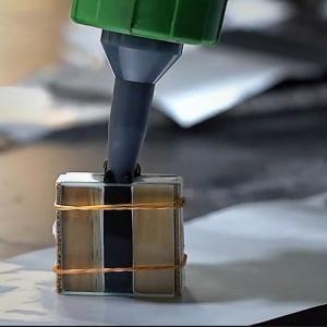 High modulus elastic polyurethane sealant for sealing and bonding in the