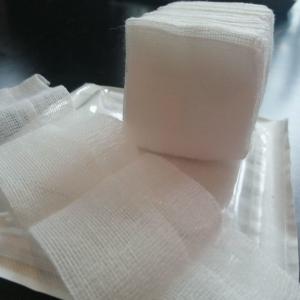 Lightweight Gauze Pieces Swabs with ISO Certificat EO Sterilization for B2B