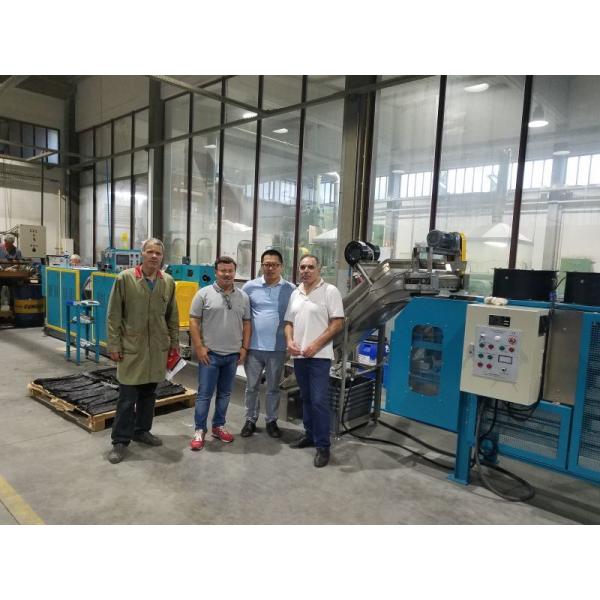 250T Vacuum Compression Vulcanizing Press for Rubber Products Designed