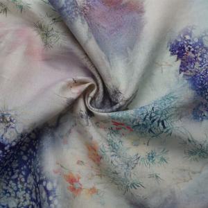 Floral Pattern Viscose Rayon Fabric Woven Digital Print Sustainable Skin