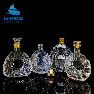 Super Flint Glass 750ml Clear Embossed Vodka Elegant Custom Fancy Glass Liquor