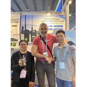 Mstar M-519 Long Distance Wireless Two Way Radio with GPS Function and SIM Card