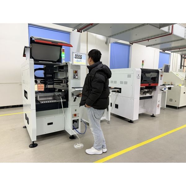 Room-Saved High Precision 6-Head SMT Production Line for Efficient PCB Assembly