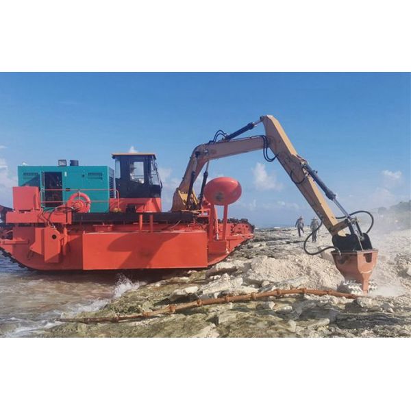 40 Inch Draught Amphibious Dredger 6.5m Dredging Depth Crawler Type