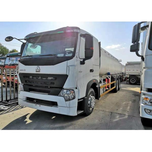 A7 6 * 4 Oil Delivery Truck 380 Horse Power Q345 Material With 20cbm Tank