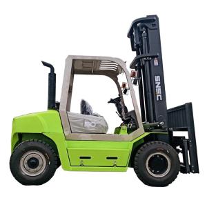 Montacargas 2.5 Ton Diesel Forklift Truck With Fork Positioner