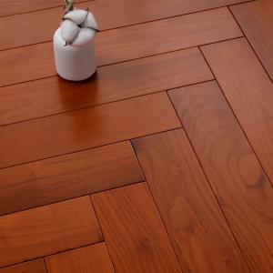 China Multi-layer Fishbone Engineered Oak Flooring with T G or Click System and Real Wood on sale