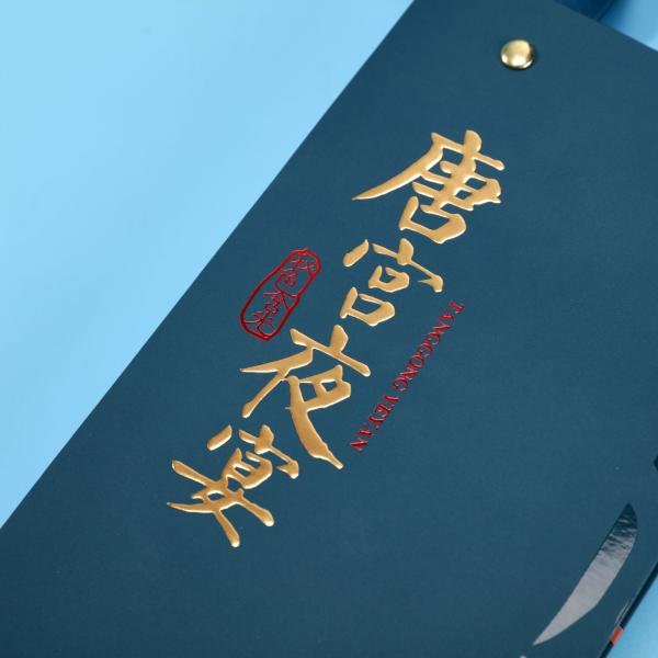 Custom Logo Luxury Paper Takeaway Bag With Handle For Gifting Tea Clothes Perfume