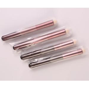 Single Multifunction Brush Good For Lip Blending And Detail Conceal