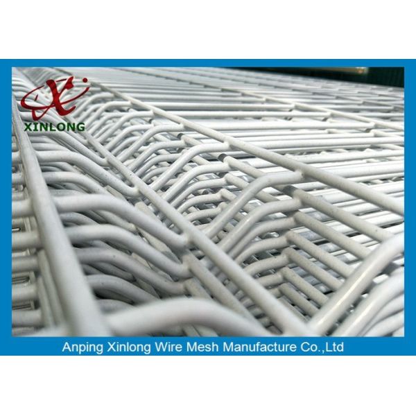 Quality White Electric Galvanized Welded Wire Mesh Fence 2.0m Width For Sightseeing Zone for sale