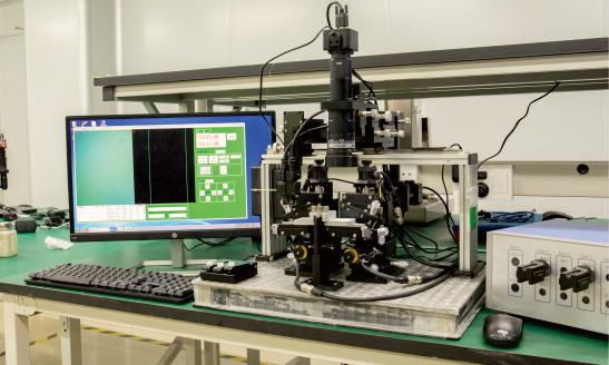 CLX High Precision ±0.1μm Seven-axis PLC Auto- Pair Optical Coupling System Fiber Alignment Equipment for Optical Communication