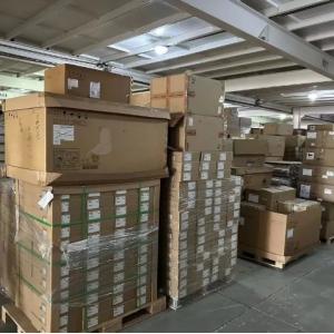 WS-C2960-24PC-L 2960 24-Port 10/100 PoE 2 T/SFP LAN Base Image 64MB Network