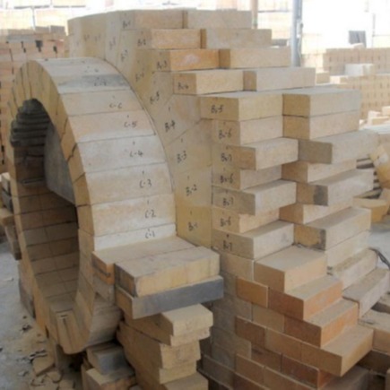 Quality 1350C Clay Insulated Magnesia Carbon Bricks Sio2 Lightweight Firebrick for sale