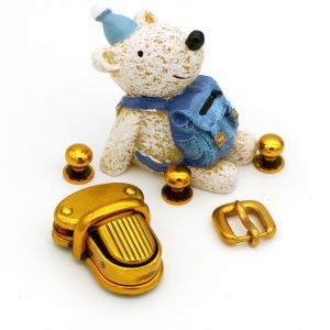 Wholesale Hot sell OEB/gunmetal color handbags hardware press locks with cheap price from china suppliers