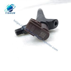 Common Rail Injector 295900-0040 23670-26050 Diesel Injector RAV4 2AD Engine