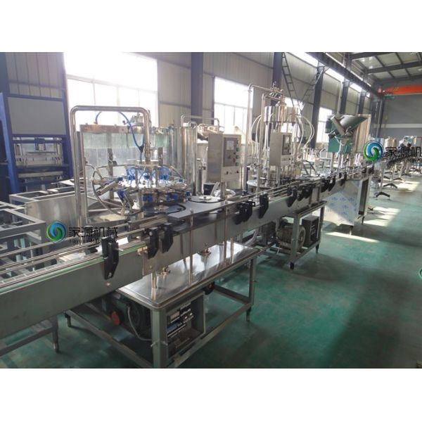 Automatic 5Kw 2000 BPH Beverage Filling Machine For Juice PET Bottle