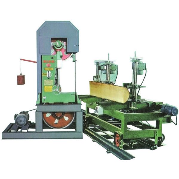 Log Cutting Vertical Band Sawmill With foundation Timber sawmill Machine For