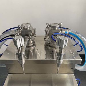 Vertical Automatic Shampoo Two Nozzles Bottle Filling Machine