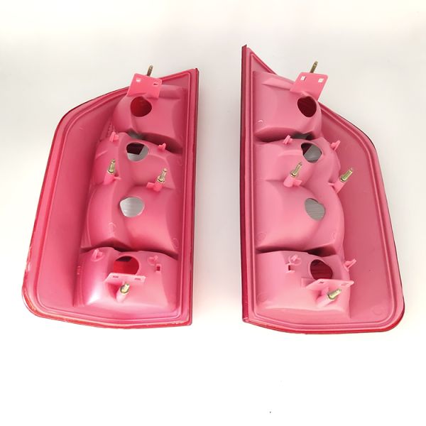 SQCS Auto Parts Tail Lights Rear Lamps 0008261556 for Sprinter Van 901 902 903 904