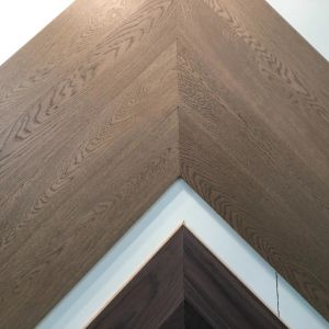 Distressed Fishbone Style Three Layers Engineered Wood Parquetry Flooring for