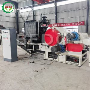 Buy cheap Diesel Engine 330HP Wood Chips Making Machine 310*700MM from wholesalers