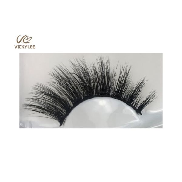 Fan Shaped OEM 18MM Hybrid Volume Eyelash Extensions