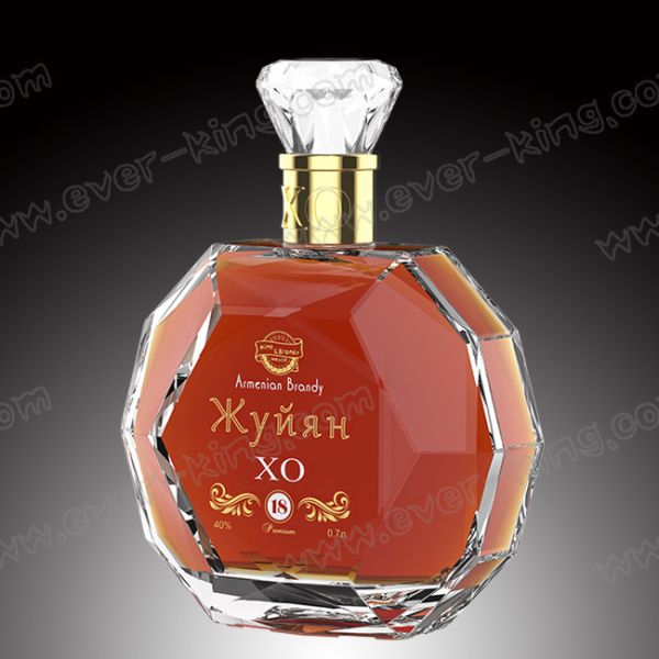 Luxury Crystal Brandy Glass Bottle 700Ml With Glass Cap
