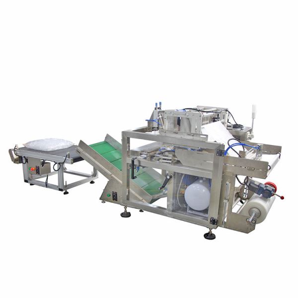 Automatic Counting Bagging Machine Big Plastic Parts Cylinder Film Packaging Machine matched with the vibrato bowl